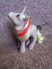 My Little Pony G1 – Powder – 1980s Snowflake Unicorn Pony! Flawed!