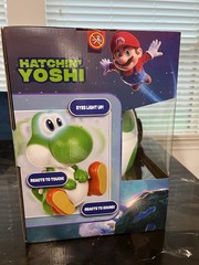 Hatchin’ Yoshi Hatching Egg – Super Mario Galaxy Movie Interactive Figure NEW IN
