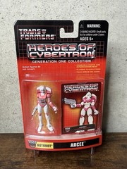 Transformers HOC Heroes Of Cybertron Generation One Arcee NEW