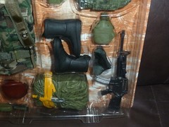 ULTIMATE SOLDIER WEAPON SETS 82ND AIRBOURNE INFANTRY 1/6TH SCALE on card
