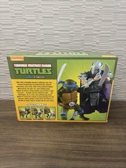 NECA Nickelodeon Teenage Mutant Ninja Turtles Leonardo Vs Shredder