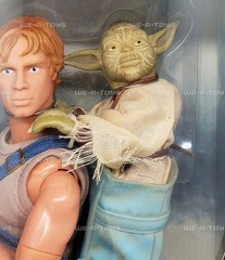 Star Wars Power of the Jedi Luke Skywalker and Yoda Action Figures Hasbro 32486