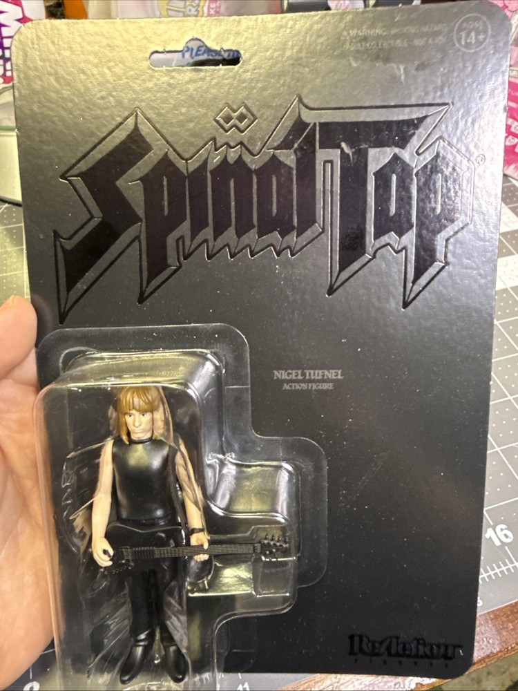 Spinal Tap Nigel Tufnel (None More Black) Reaction Figures Wave 2 Super7 New
