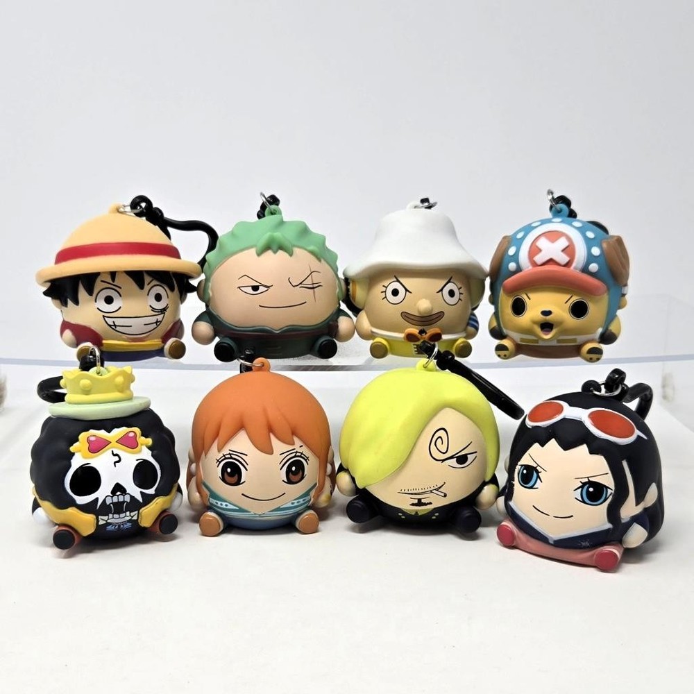One Piece Mystery Hangers – Complete Set of 8 New Loose Clips
