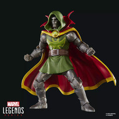Marvel Legends Series Emperor Doom, Fantastic Four Comics 6-Inch Action Figure