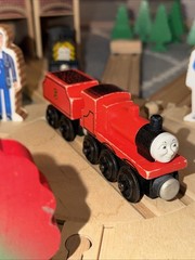 100 Piece SET ! THOMAS FRIENDS TRAIN WOODEN RAILWAY 1992 , #99402 !
