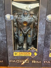 Set of 3 Pacific Rim 18 inch Jaegers NECA SEALED BNIB Price includes shipping