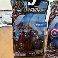 Marvel The Avengers IRONMAN CAPTAIN AMERICA THOR Action Figure 2011 Hasbro NEW