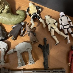 VTG Star Wars Lot Figures & Misc Star Wars Weapons Metal Plastic PVC Rubber GUC