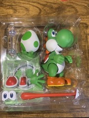 Bandai SH Figuarts Super Mario Bros Collectible Action Figure Mario Luigi Yoshi