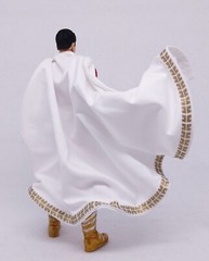 SU-MF-C-MVSZM: 1/12 Wired white cape with gold trim for McFarlane Movie Shazam