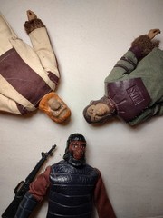 Vtg 1974 Mego POTA 8″ Dr. Zaius, Soldier Ape & Cornellius