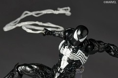 Kaiyodo Revoltech Amazing Yamaguchi Symbiote Spider-Man Black Action Figure New