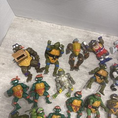 17 Teenage Mutant Ninja Turtles Vintage 1990s TMNT. Parts Only None Complete