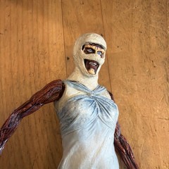 NECA Hellraiser Series 2 Skinless Julia Action With Dress