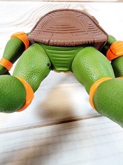 Vintage 1992 Teenage Mutant Ninja Turtle Giant 13″ Michaelangelo with Nunchaku
