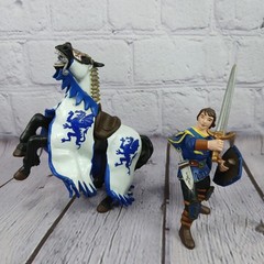 Papo Medieval Sword Shield-Decorated Horse BLUE+WHITE Action Figure 2000s Vtg