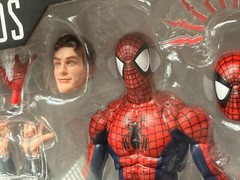 SPIDER-MAN Marvel Legends Maximum Series Sealed Deluxe highly articulate IN HAND