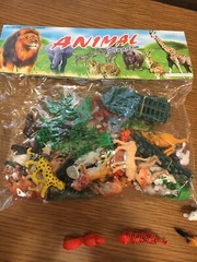 Bag of Wild animal kingdom Figures Model Toys New Plastic 53 pieces, zoo animals
