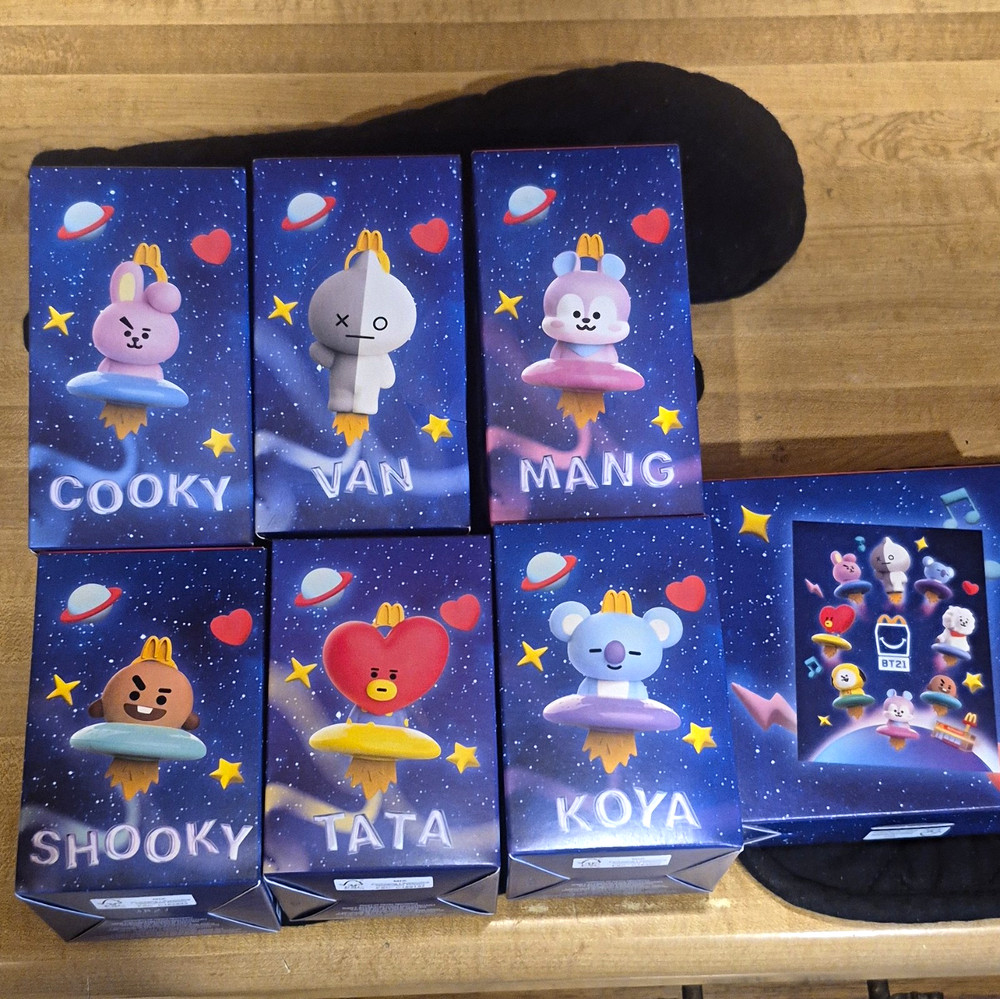 BT21 McDonald’s Character Figure Lot