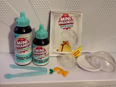 Zuru – FILL the FRIDGE Mini Minis ~ You Pick