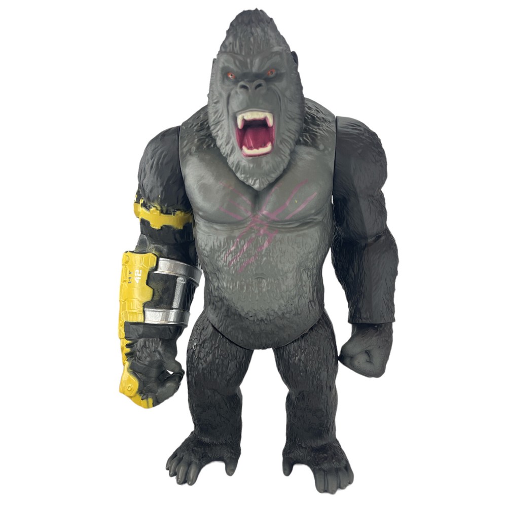 King Kong w/B.E.A.S.T. Glove Godzilla x Kong The New Empire 11″ Action Figure