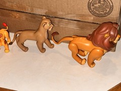 Disney Lion Guard Lion King Action Figure Lot (11)