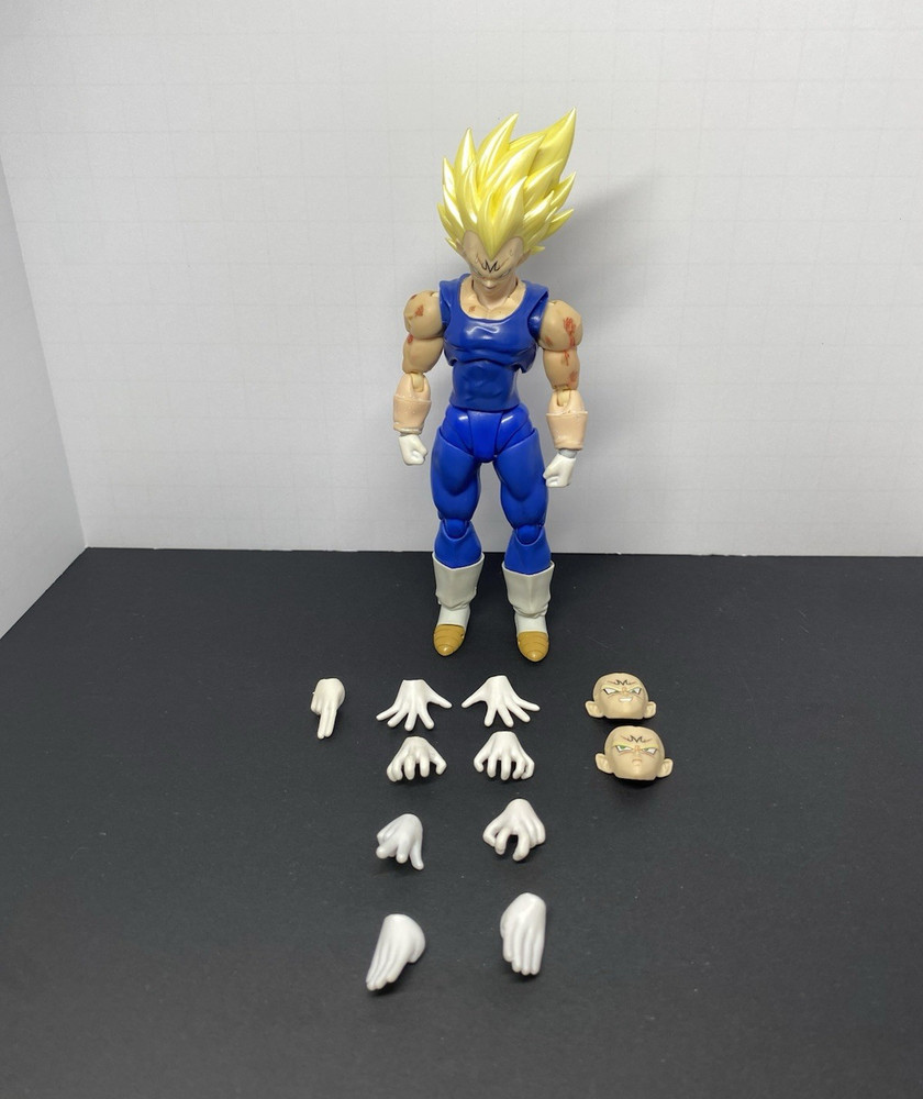 S.H figuarts majin Vegeta /demoniacal fit/black hole toys as