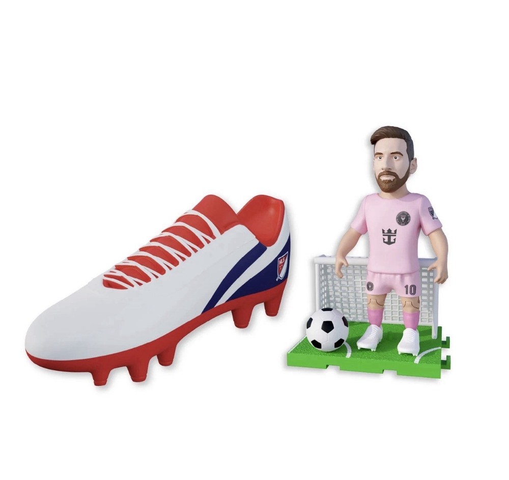 Lionel Messi Inter Miami CF MLS SuperGoal Figure + Stickers, Field, Guide