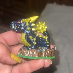 Activision Skylanders Zap Dragon Figurine Black/Yellow Plastic Fantasy