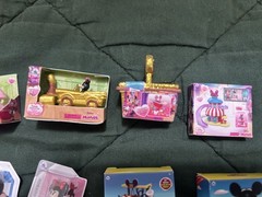 Zuru Mini Brands Disney Minnie Mouse Gold Car, Basket, etc.